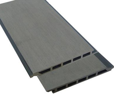 พื้นผิว 3 มิติ WPC Slatted Cladding ผนังแผงไม้พลาสติกภายนอก
