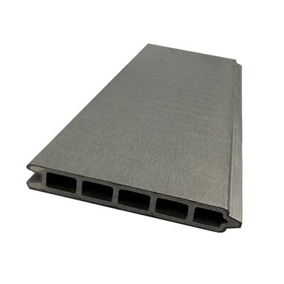 พื้นวิศวกรรมพื้นระเบียง WPC รีไซเคิลได้สำหรับรั้วกลางแจ้ง / ทางเดินริมทะเล / ประตู / สนามเด็กเล่น