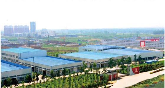 รั้ว WPC กลวงไม้พลาสติกวิศวกรรมตกแต่งกลางแจ้ง