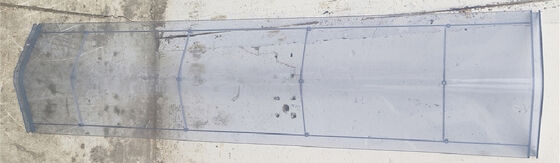 หลังคาโปร่งใสระดับ 8 ทนลมเป็นมิตรกับสิ่งแวดล้อมง่ายต่อการประกอบแผง WPC กลางแจ้งบ้านเครื่องมือสวน