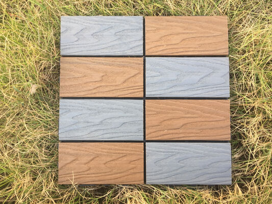 ขายส่งกระเบื้องดาดฟ้า WPC DIY 30 * 30 ซม. พื้นกลางแจ้งที่ทนทานสำหรับการใช้ที่อยู่อาศัย