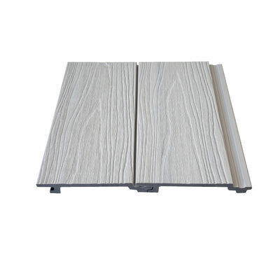 คุณภาพสูงกันน้ำกลางแจ้งไม้พลาสติกคอมโพสิตผนังตกแต่ง Siding Co-Extrusion ภายนอก Cladding Villa