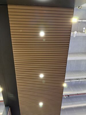 ราคาถูกกว่า Outdoor Coextrusion WPC Wall Panels วัสดุพื้นระเบียงคุณภาพสูง