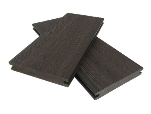 สระว่ายน้ำภายนอกไม้คอมโพสิตไม้พื้นระเบียง Co Extrusion Solid WPC