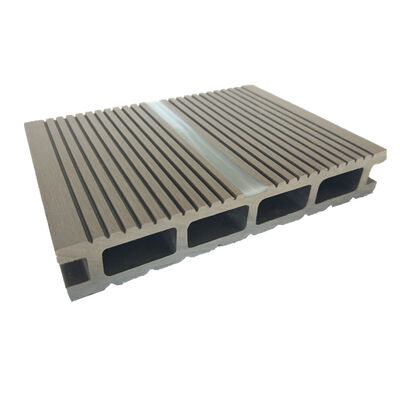 พื้นระเบียงไม้พลาสติกคอมโพสิตกลางแจ้ง Co Extrusion พื้น WPC Noctilucent
